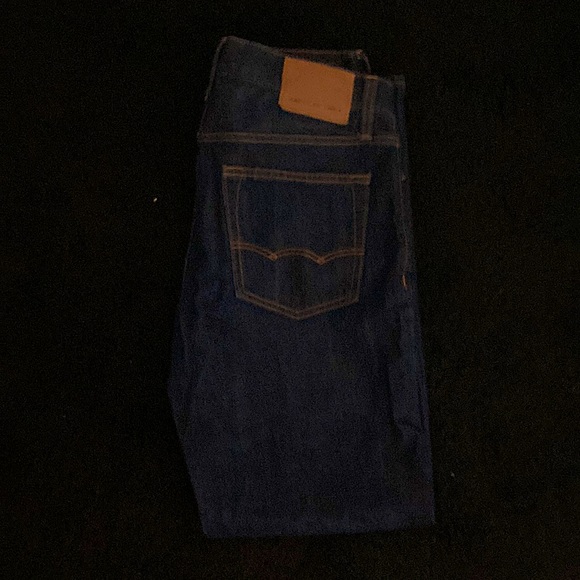 American Eagle Outfitters Other - NWOT American Eagle Loose Fit Jeans